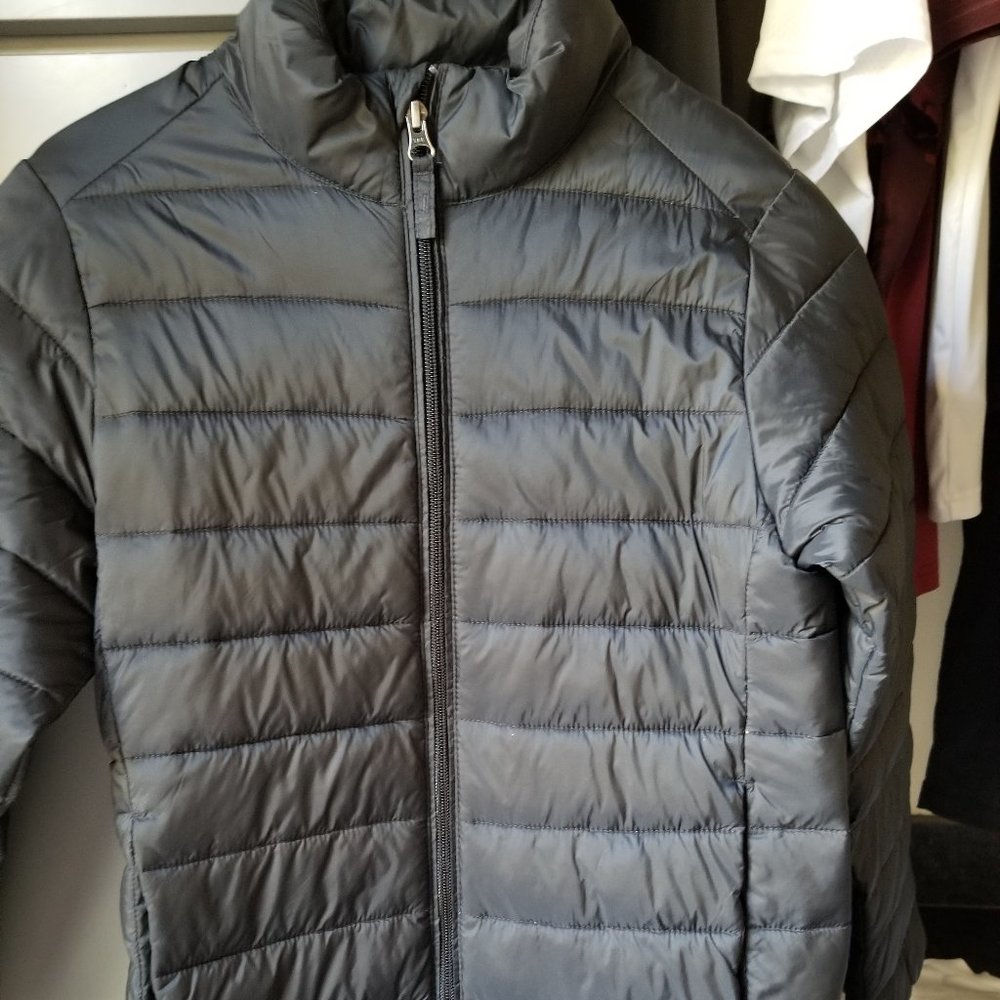 Boys Lightweight Water-Resistant Packable Puffer